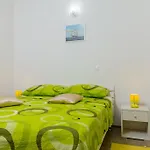Apartment Bava *