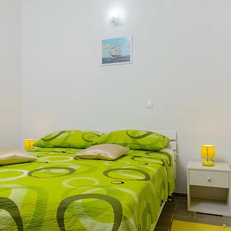 Apartment Bava *
